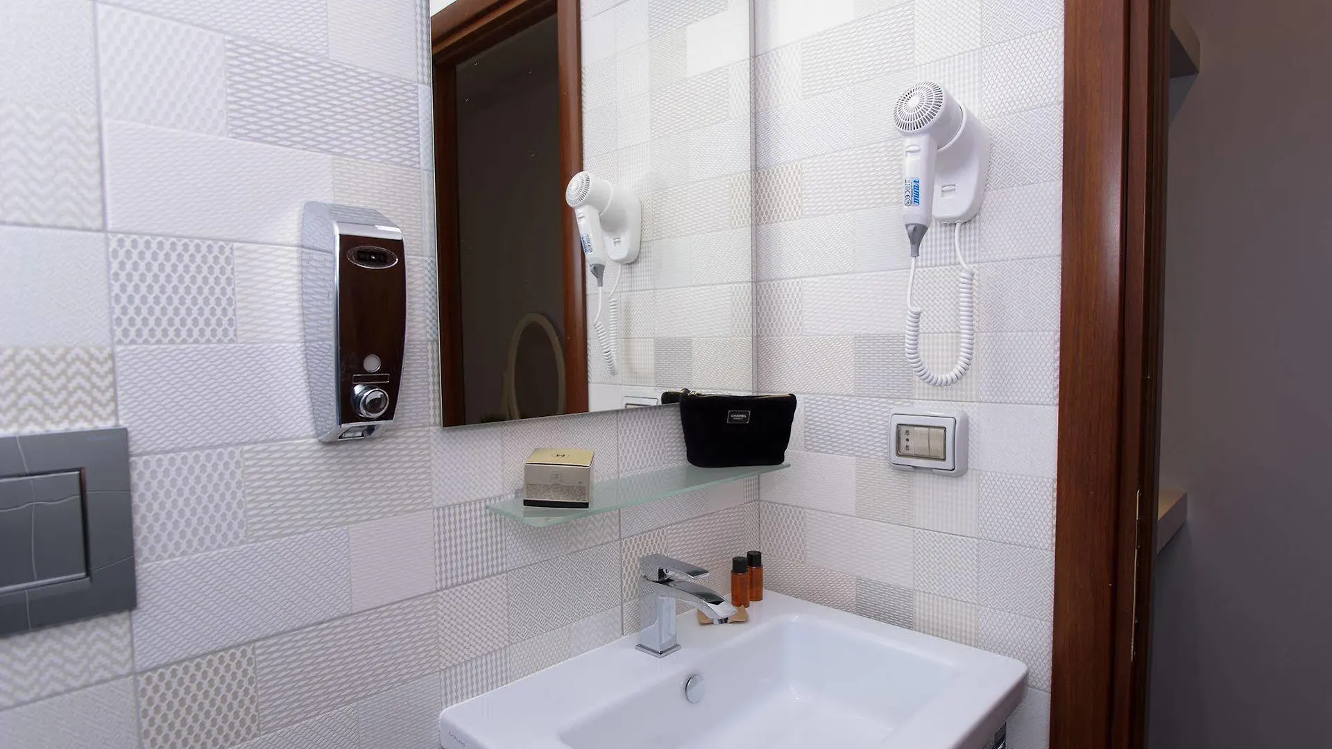 Borghese Executive Suite روما